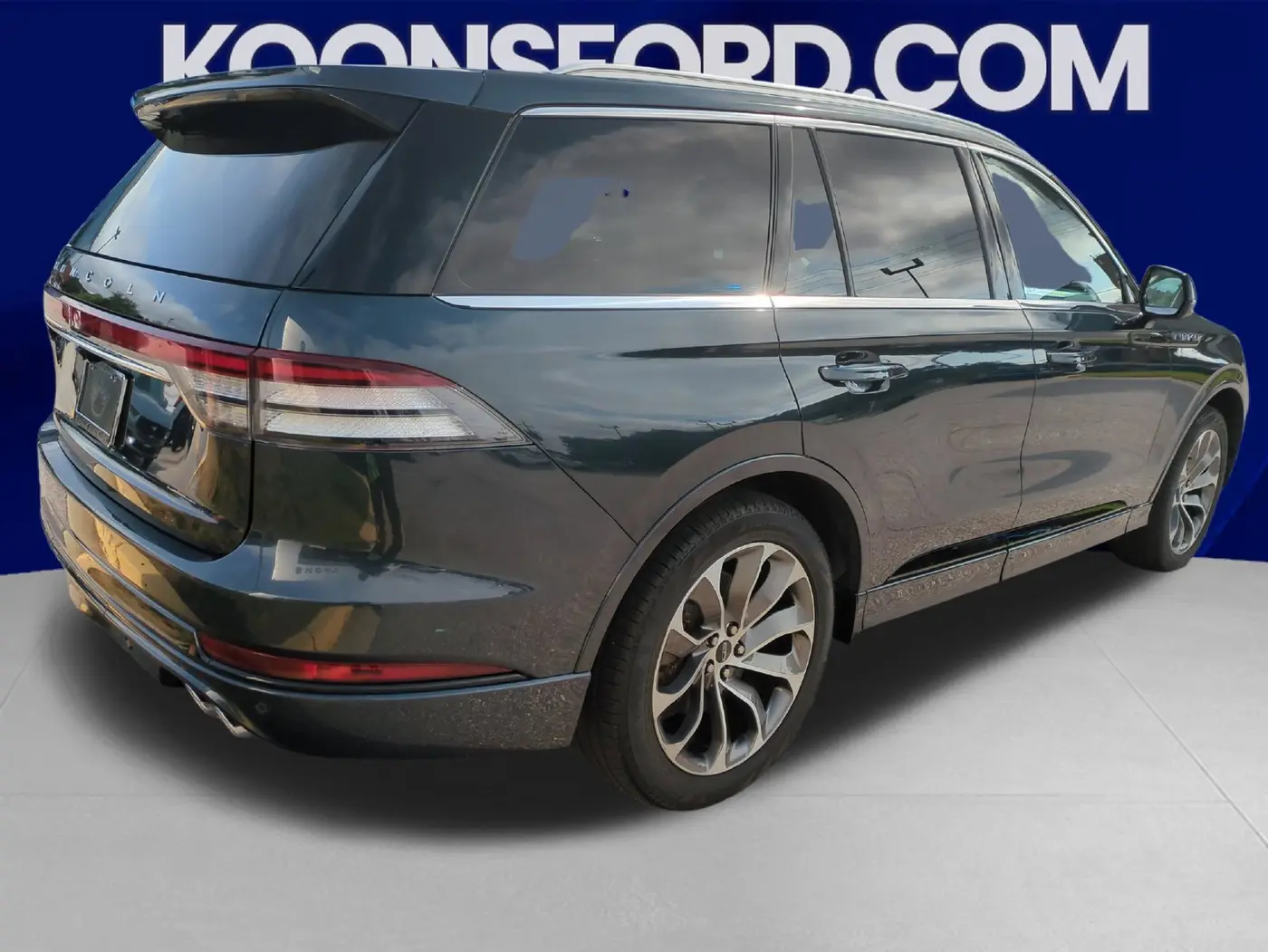 2022 Lincoln Aviator - $38,590