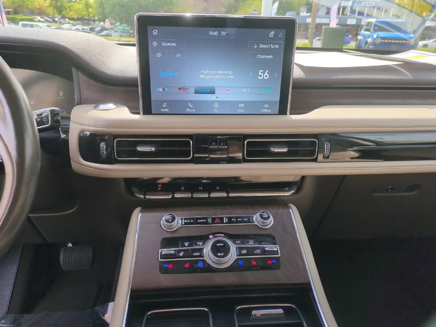 2022 Lincoln Aviator - $38,590