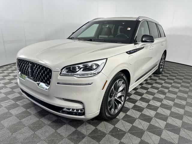 2022 Lincoln Aviator - $35,900