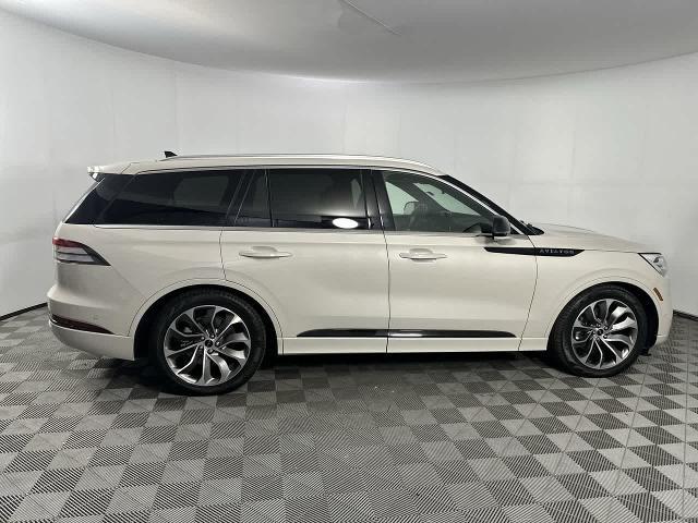 2022 Lincoln Aviator - $35,900