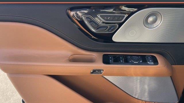 2022 Lincoln Aviator Black Label Grand Touring