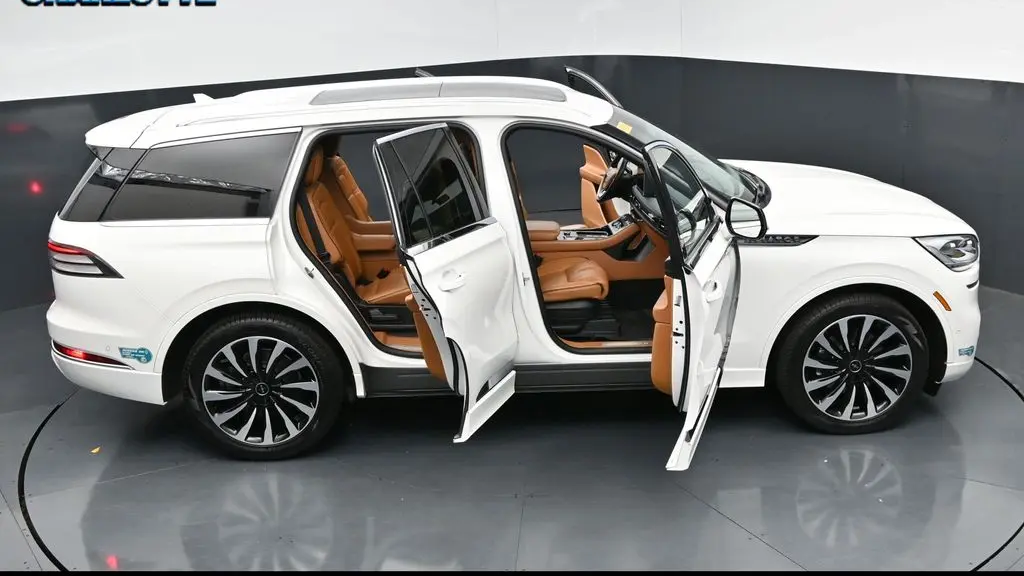 2023 Lincoln Aviator Black Label Grand Touring