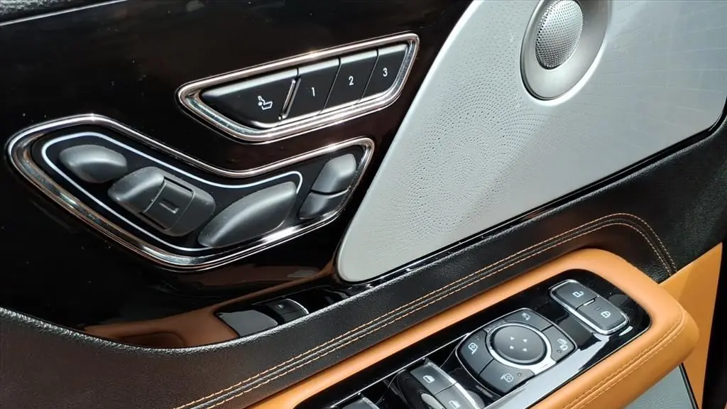 2023 Lincoln Aviator Black Label Grand Touring