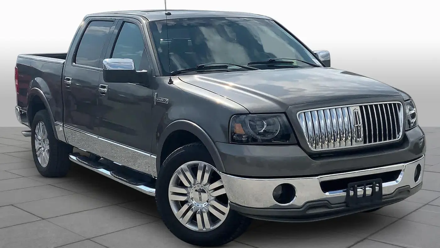 2006 Lincoln Mark LT Base