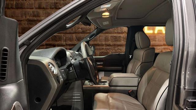 2006 Lincoln Mark LT Base