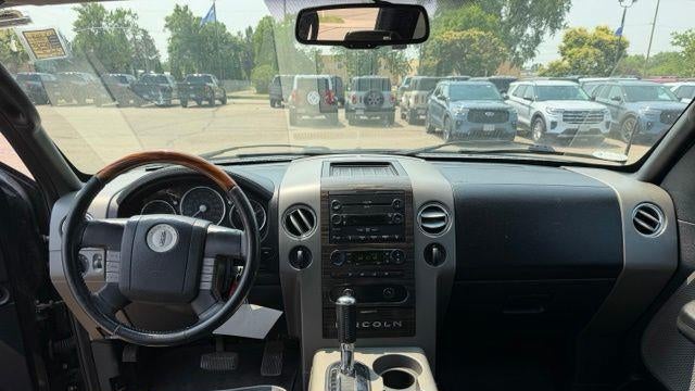 2007 Lincoln Mark LT Base