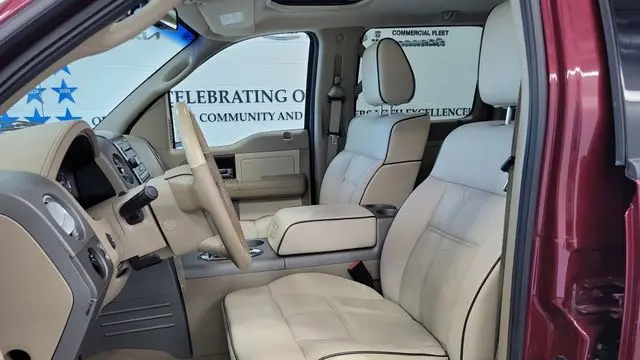 2006 Lincoln Mark LT Base