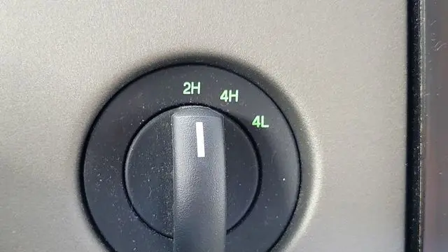 2006 Lincoln Mark LT Base