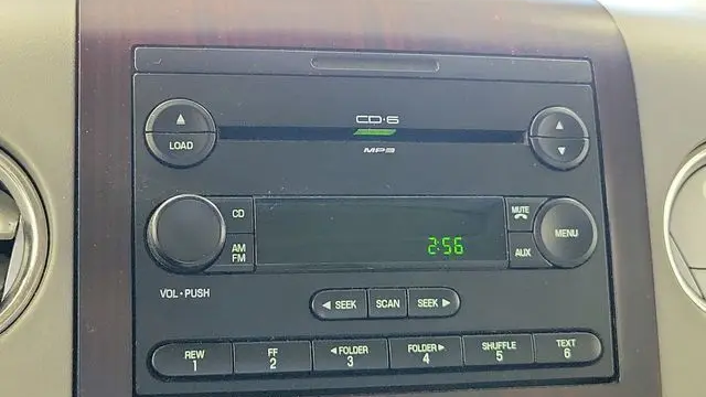 2006 Lincoln Mark LT Base