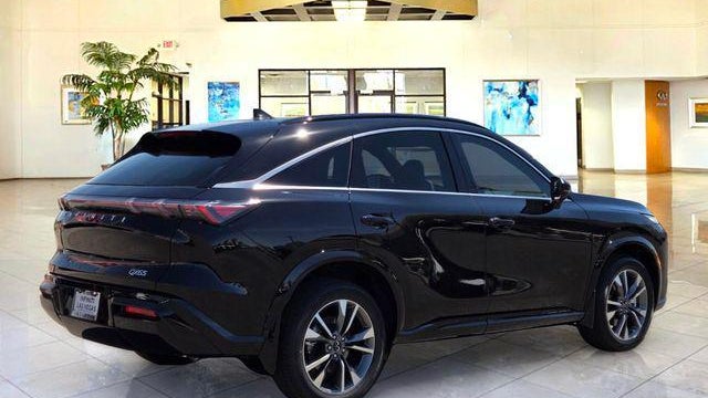 2027 INFINITI QX65 Luxe