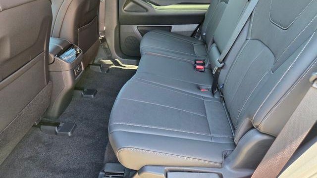 2027 INFINITI QX65 Luxe