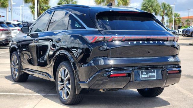 2027 INFINITI QX65 Luxe