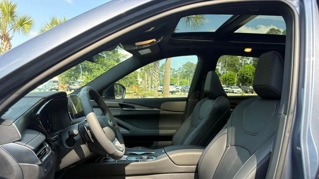 2027 INFINITI QX65 Luxe