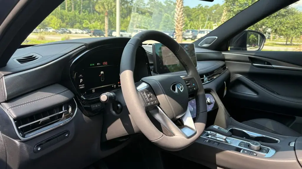 2027 INFINITI QX65 Luxe