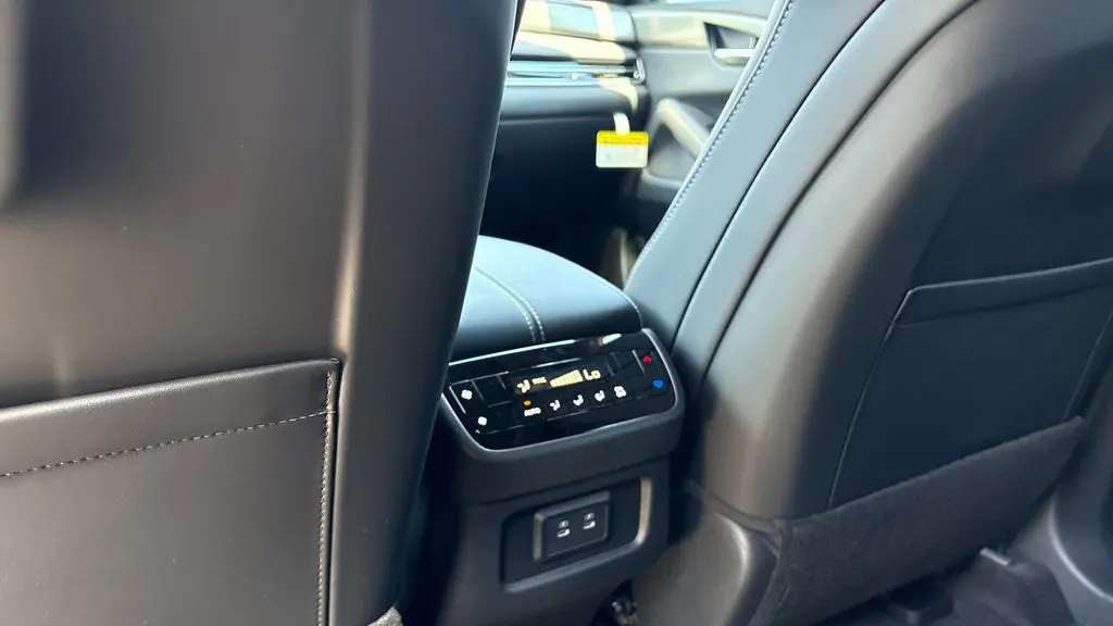 2027 INFINITI QX65 Luxe