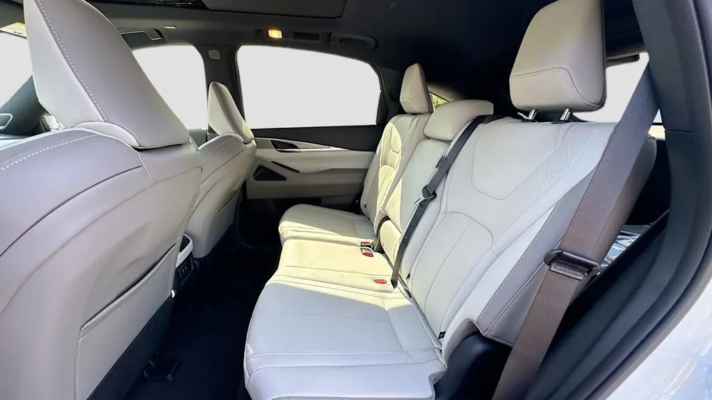 2027 INFINITI QX65 Luxe