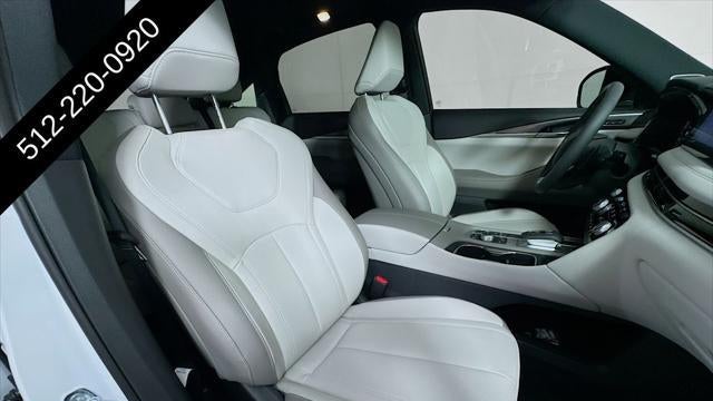 2027 INFINITI QX65 Luxe