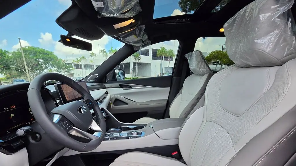 2027 INFINITI QX65 Luxe