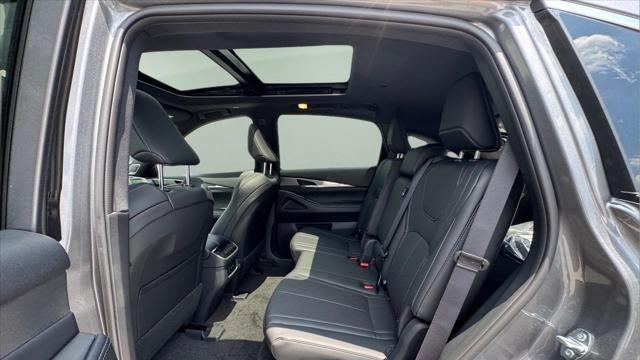 2027 INFINITI QX65 Luxe