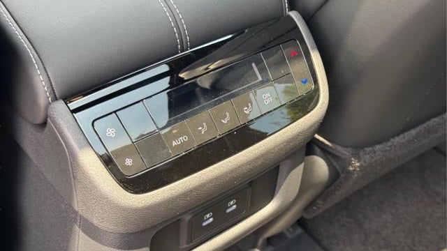 2027 INFINITI QX65 Luxe