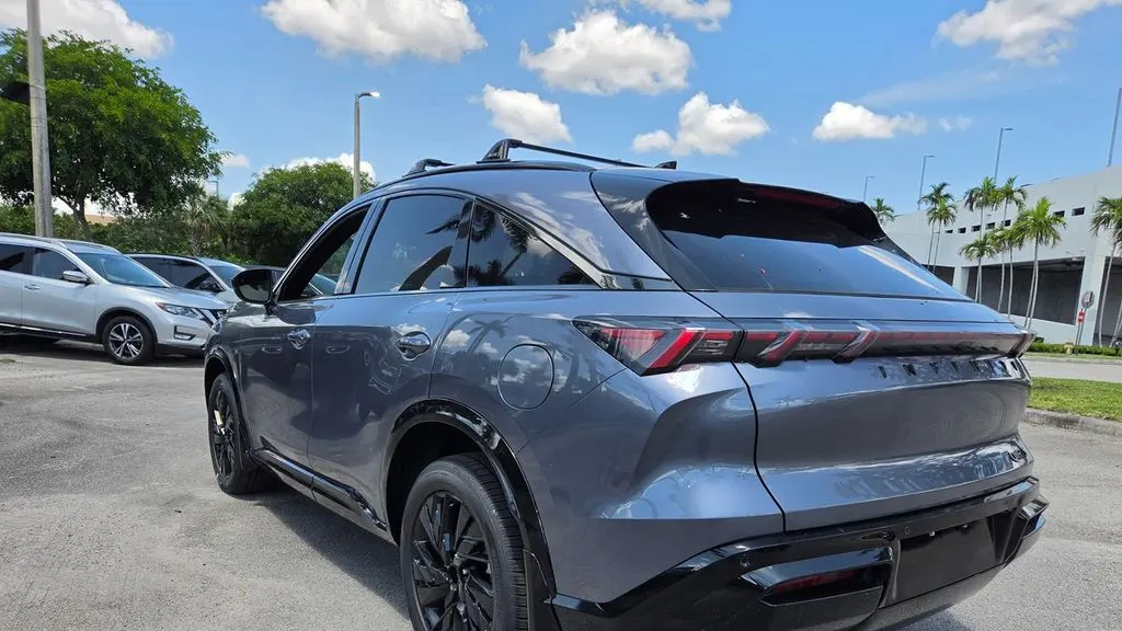 2027 INFINITI QX65 Sport