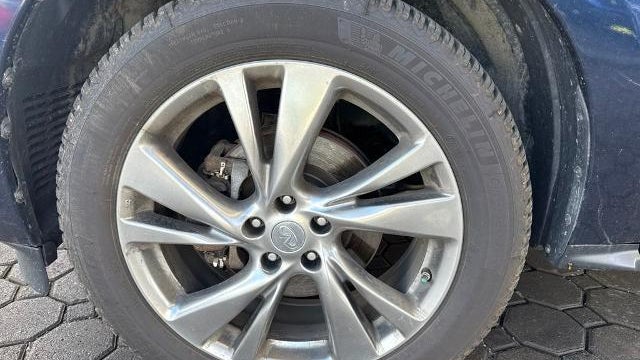 2015 INFINITI QX60 Base