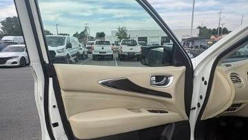 2016 INFINITI QX60 Base