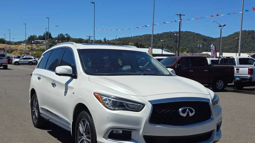 2016 INFINITI QX60 Base