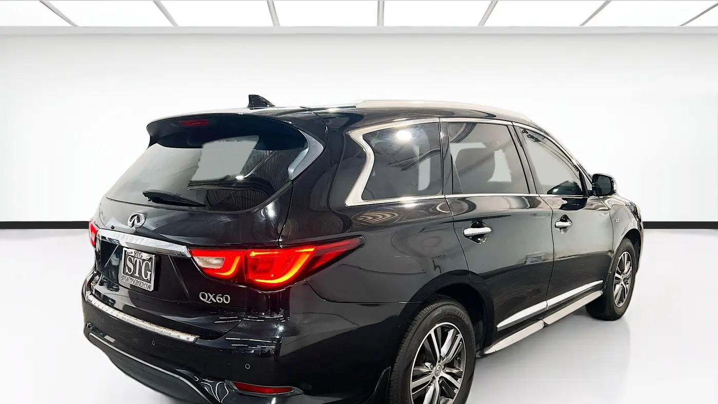 2016 INFINITI QX60 Base
