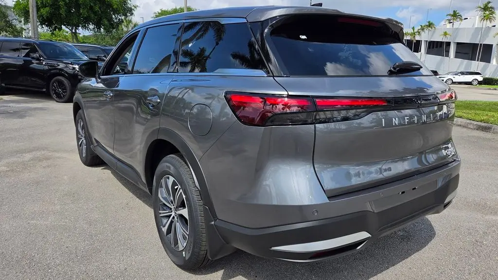 2027 INFINITI QX60 Pure