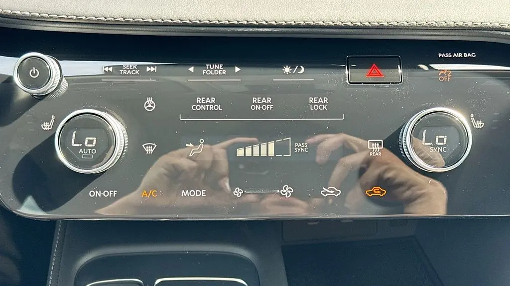 2027 INFINITI QX60 Pure