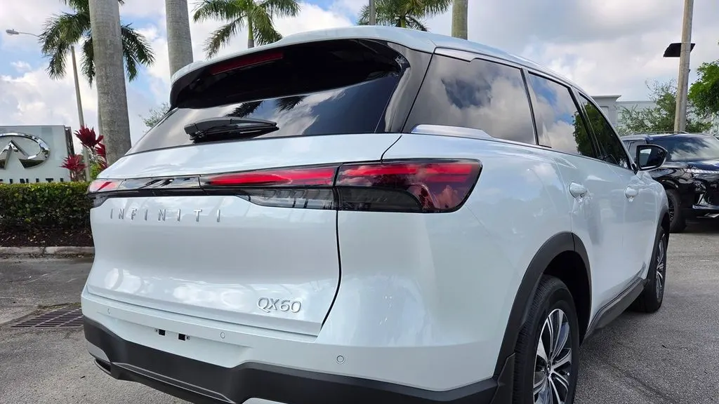 2027 INFINITI QX60 Pure