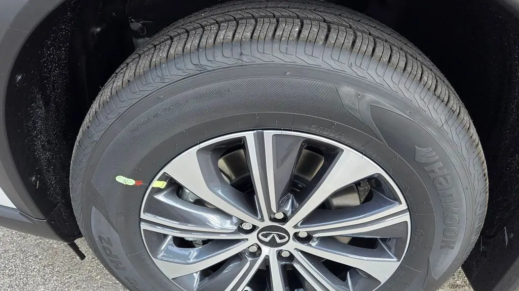 2027 INFINITI QX60 Pure