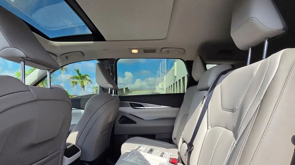 2027 INFINITI QX60 Pure