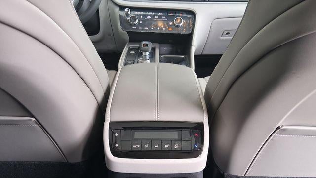 2027 INFINITI QX60 Pure