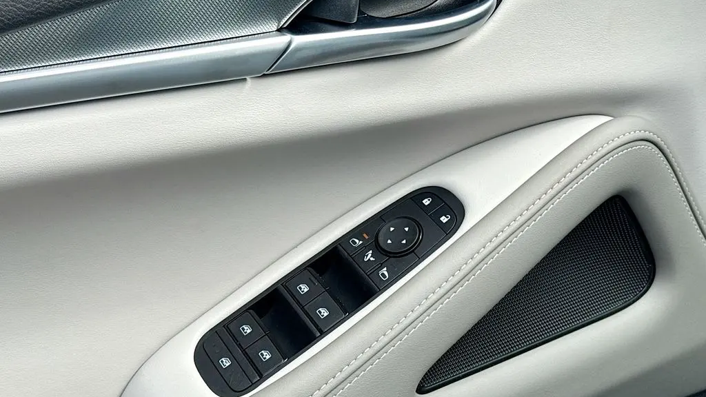 2027 INFINITI QX60 Pure