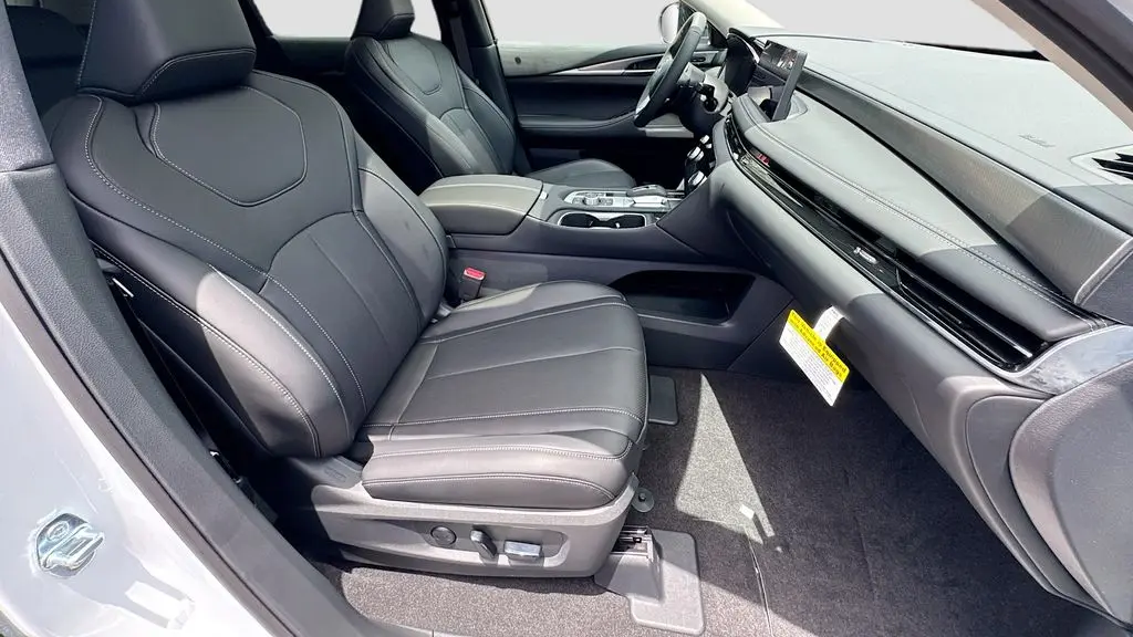 2027 INFINITI QX60 Pure
