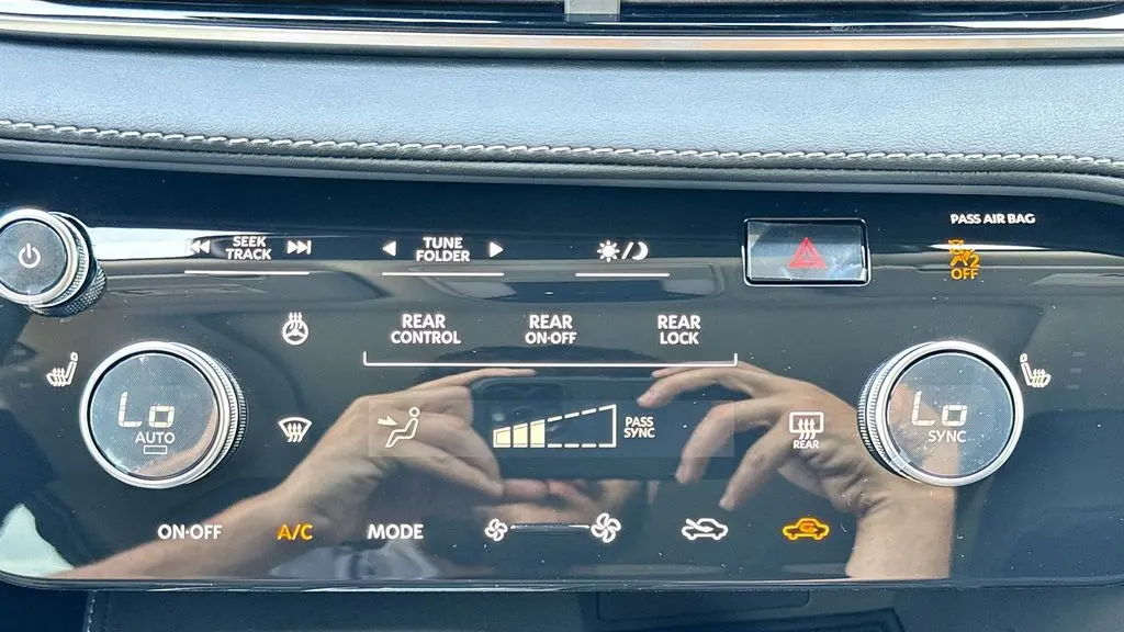 2027 INFINITI QX60 Pure