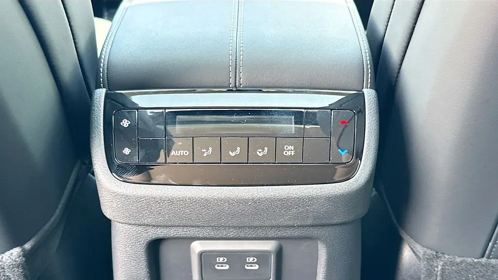 2027 INFINITI QX60 Pure