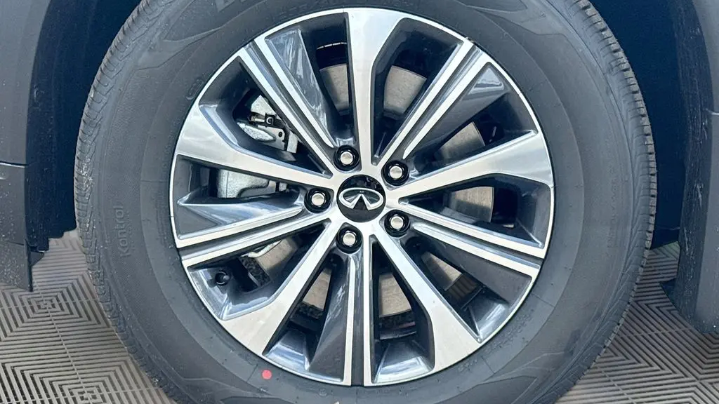 2027 INFINITI QX60 Pure