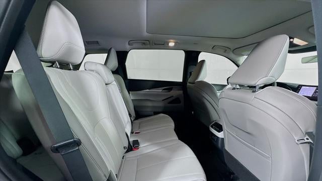 2027 INFINITI QX60 Pure