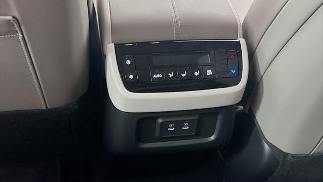 2027 INFINITI QX60 Pure