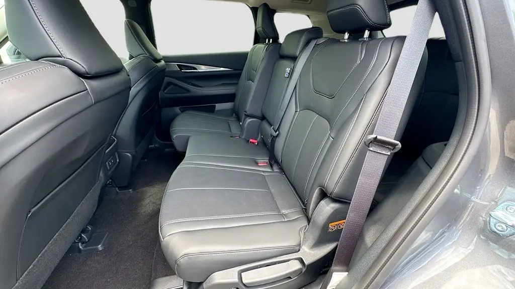 2027 INFINITI QX60 Pure