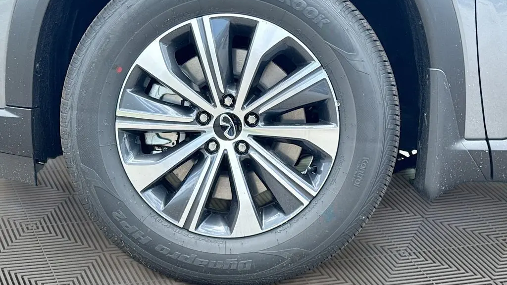 2027 INFINITI QX60 Pure