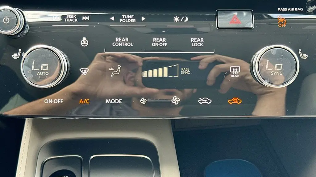 2027 INFINITI QX60 Pure