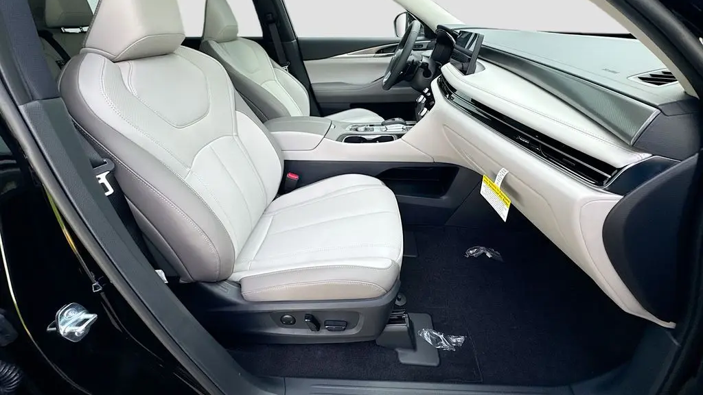 2027 INFINITI QX60 Pure