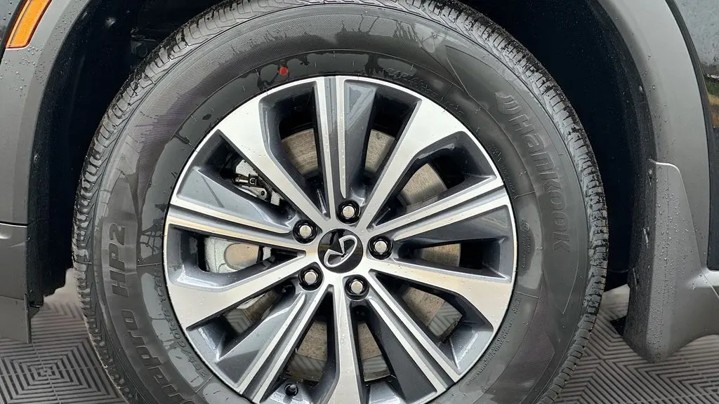 2027 INFINITI QX60 Pure