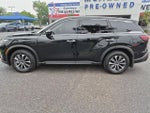 2025 QX60 Thumbnail 2