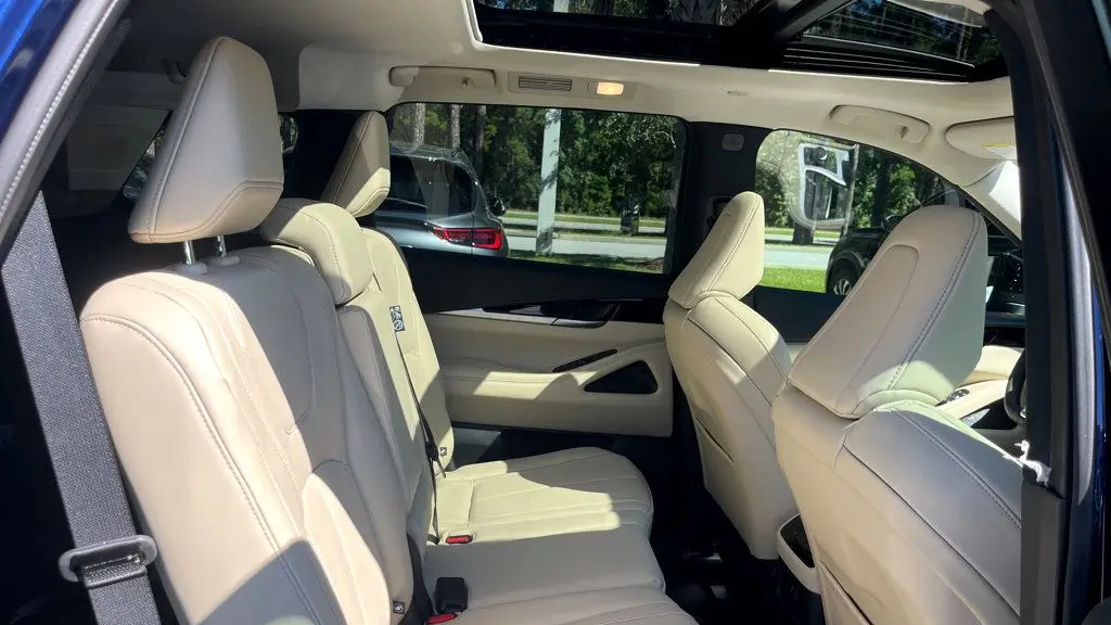 2025 INFINITI QX60 Pure