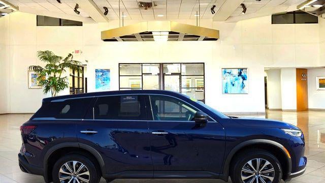 2025 INFINITI QX60 Pure